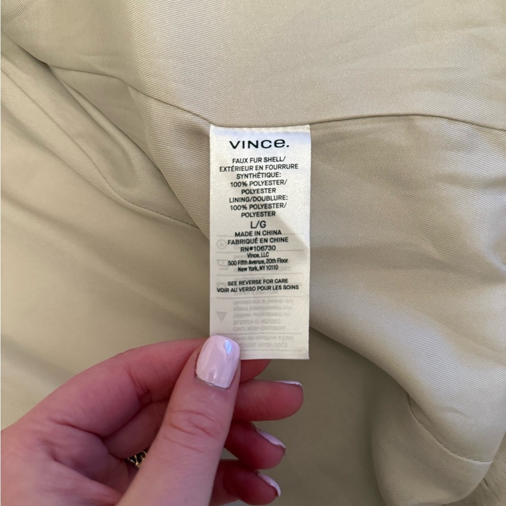 Vince Faux Fur Cream Jacket (Size: Large) - Picture 13 of 16